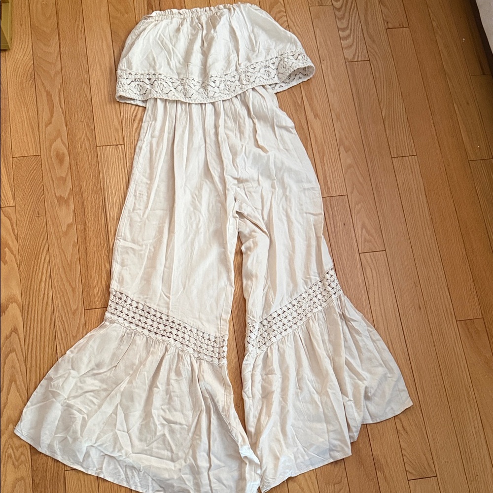 BOHO CHIC Cream Off-Shoulder Jumpsuit